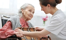 Yaşlılarda Felç Tedavisi Nasıl Olmalıdır?